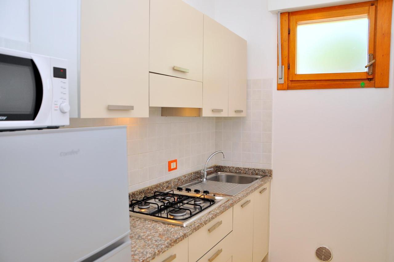 Condominio Corinzia Bibione Eksteriør billede
