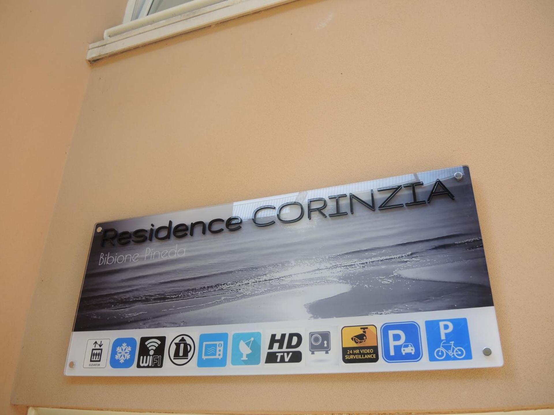 Condominio Corinzia Bibione Eksteriør billede