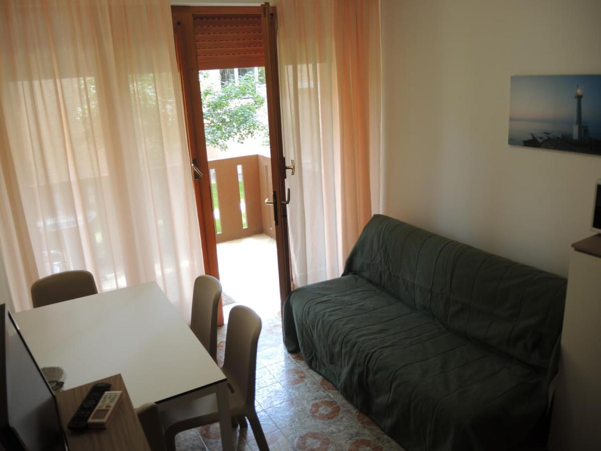 Condominio Corinzia Bibione Eksteriør billede